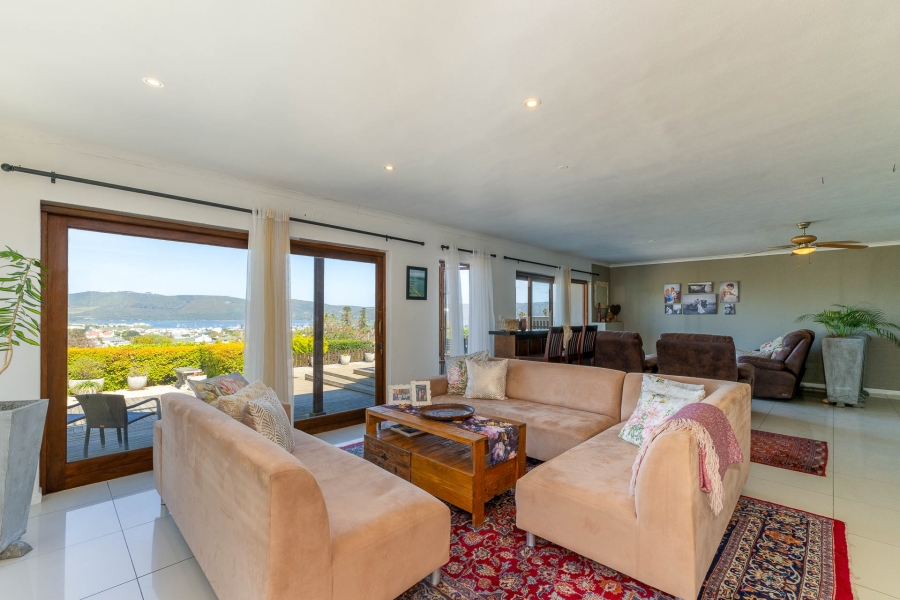 7 Bedroom Property for Sale in Knysna Central Western Cape